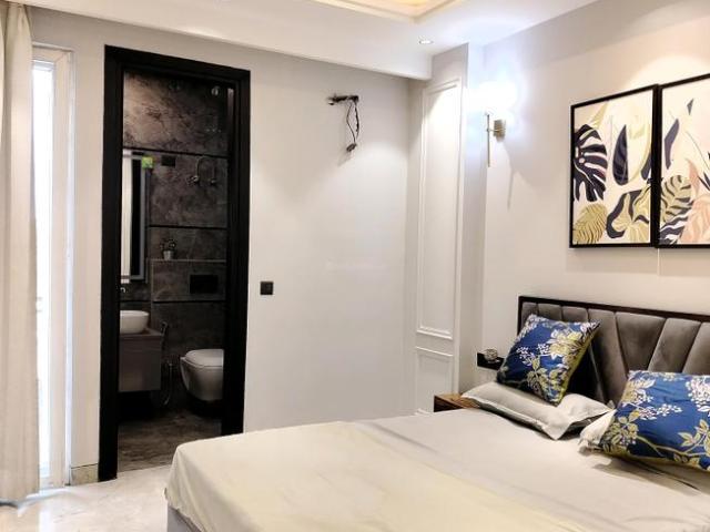 2 BHK Apartment in DLF Phase 3 for rent Gurgaon. The reference number is 19071432