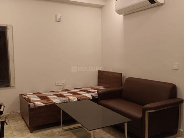 2 BHK Apartment in DLF Phase 3 for rent Gurgaon. The reference number is 20085393