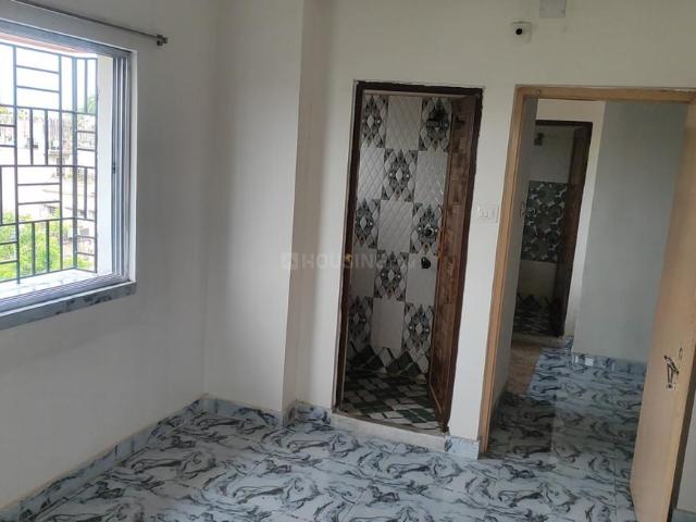 2 BHK Apartment in Dum Dum Cantonment for rent Kolkata. The reference number is 20293231