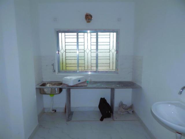 2 BHK Apartment in Dum Dum Cantonment for resale Kolkata. The reference number is 20074059