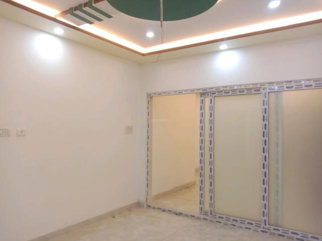 2 BHK Apartment in Dum Dum for resale Kolkata. The reference number is 19530585
