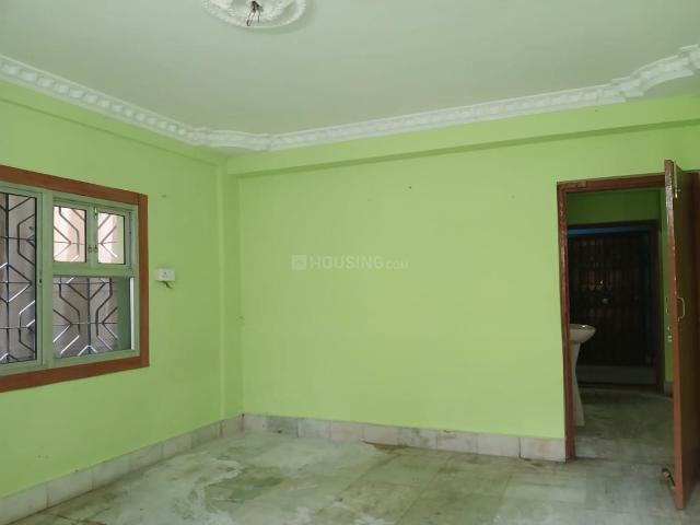 2 BHK Apartment in Dum Dum Park for rent Kolkata. The reference number is 20812569