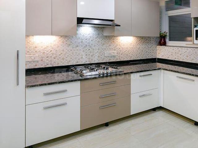 2 BHK Apartment in Dumas for rent Surat. The reference number is 19691543