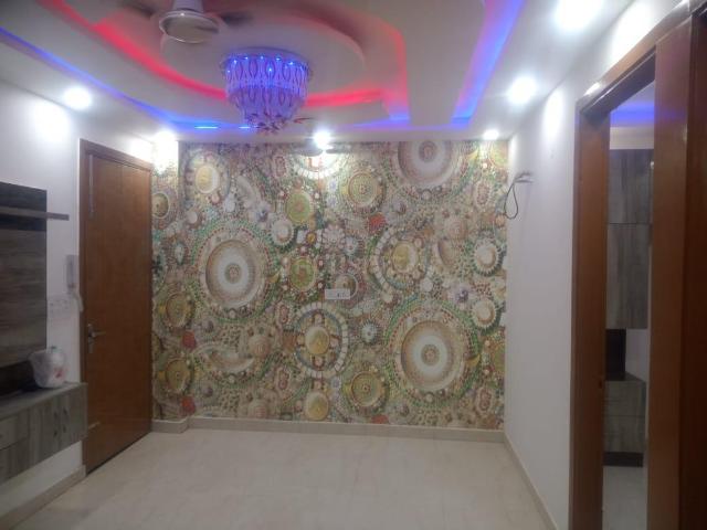 2 BHK Apartment in Dwarka Mor for resale New Delhi. The reference number is 18417841