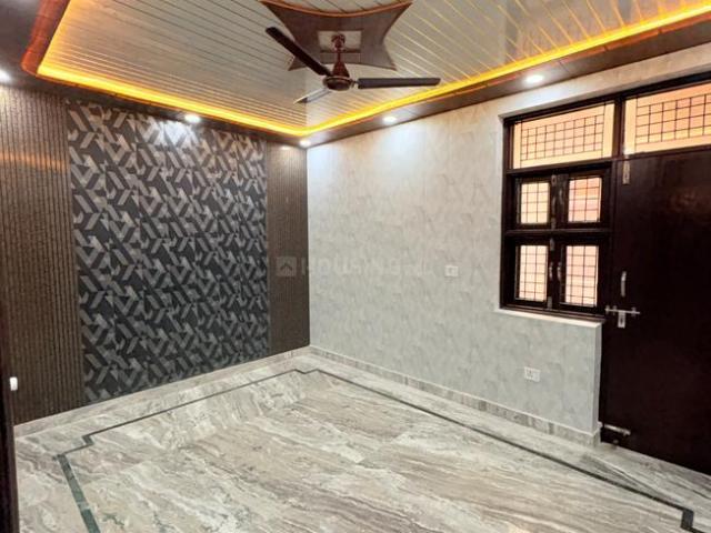 2 BHK Apartment in Dwarka Mor for resale New Delhi. The reference number is 20290564