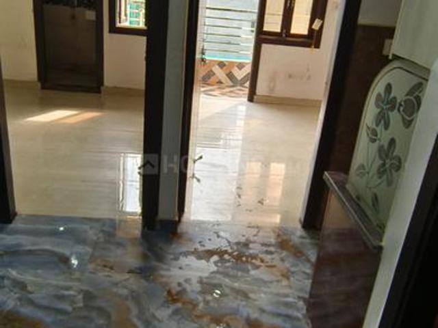 2 BHK Apartment in Dwarka Mor for resale New Delhi. The reference number is 20466990