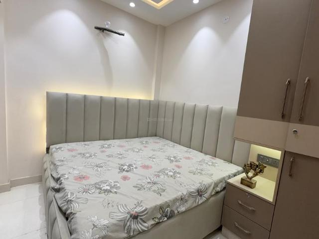2 BHK Apartment in Dwarka Mor for resale New Delhi. The reference number is 20708933