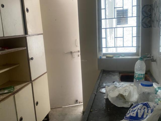 2 BHK Apartment in Ellora Park for rent Vadodara. The reference number is 20254341