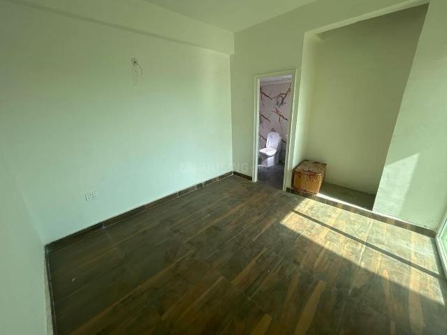 2 BHK Apartment in Eta II for resale Greater Noida. The reference number is 20414490
