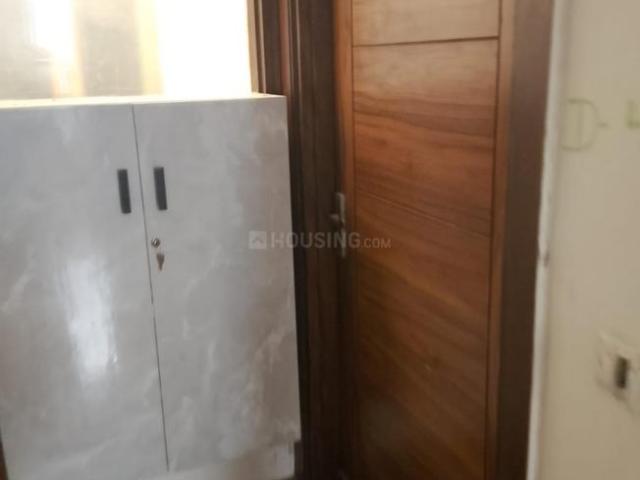2 BHK Apartment in Fatehpur Beri for resale New Delhi. The reference number is 20925963