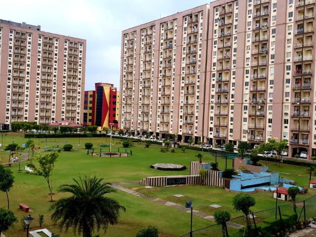 2 BHK Apartment in Fatehpura for resale NH 8 Neemrana. The reference number is 16475548