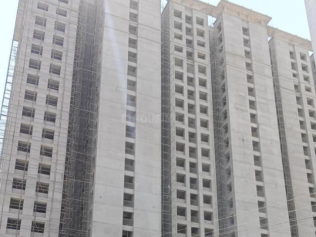 2 BHK Apartment in Financial District for resale Hyderabad. The reference number is 20616778