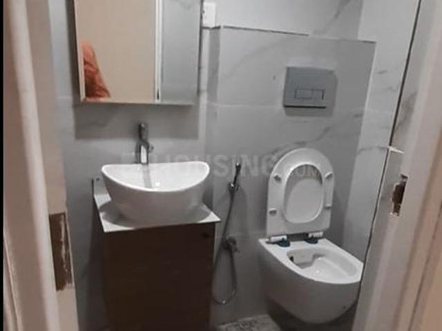 2 BHK Apartment in Frazer Town for rent Bangalore. The reference number is 17792009