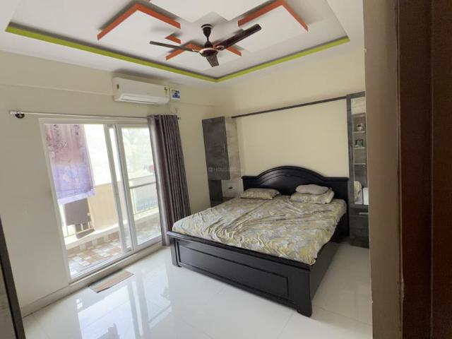2 BHK Apartment in K R Puram for rent Bengaluru. The reference number is 20452004