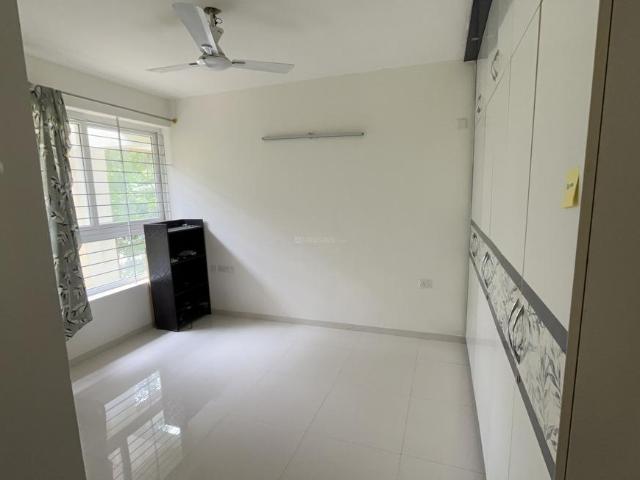 2 BHK Apartment in K R Puram for rent Bengaluru. The reference number is 20404404