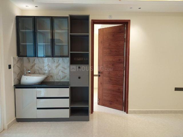 2 BHK Apartment in K R Puram for resale Bengaluru. The reference number is 20601588