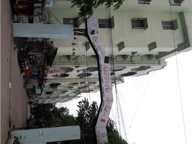 2 BHK Apartment in Kothapet for resale Hyderabad. The reference number is 17533689