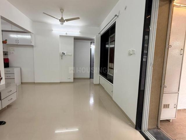 2 BHK Apartment in Kothrud for resale Pune. The reference number is 20783984