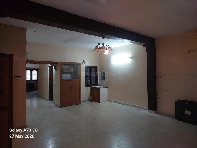 2 BHK Apartment in Kodambakkam for rent Chennai. The reference number is 20379917