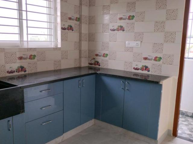 2 BHK Apartment in Kodathi for rent Bengaluru. The reference number is 17603503