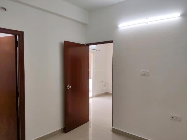 2 BHK Apartment in Kodihalli for rent Bengaluru. The reference number is 20656703