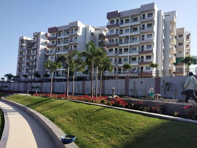 2 BHK Apartment in Kolar Road for rent Bhopal. The reference number is 20466818