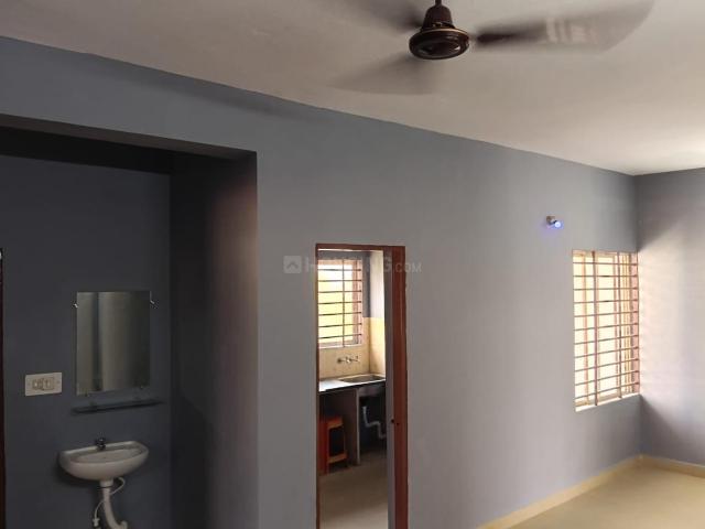 2 BHK Apartment in Kolar Road for resale Bhopal. The reference number is 20405201