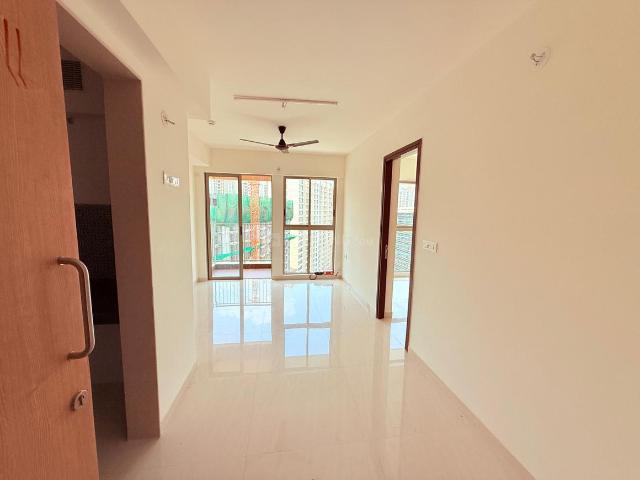 2 BHK Apartment in Kolshet for rent Thane. The reference number is 20444556