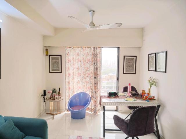 2 BHK Apartment in Kolshet for rent Thane. The reference number is 20638518