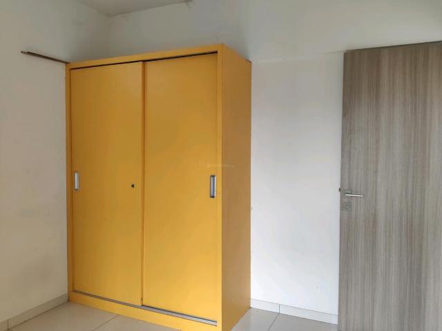 2 BHK Apartment in Kolshet for resale Thane. The reference number is 19444319