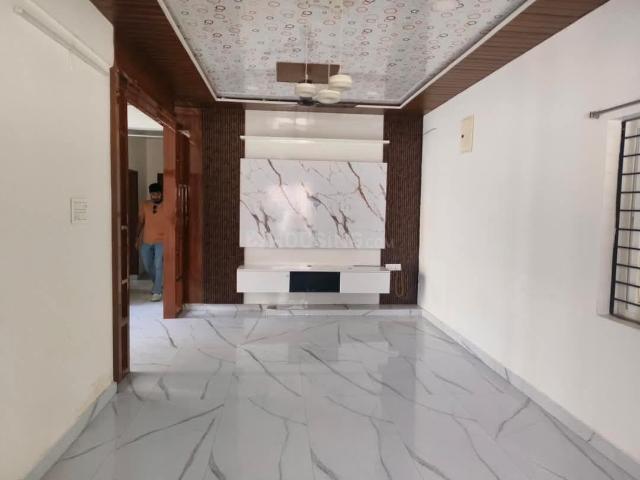 2 BHK Apartment in Kondapur for rent Hyderabad. The reference number is 20776338