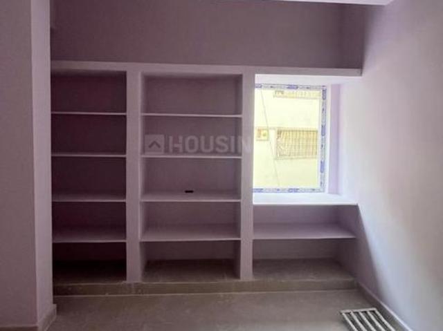 2 BHK Apartment in Kondapur for rent Hyderabad. The reference number is 20773139