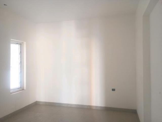 2 BHK Apartment in Kondapur for resale Hyderabad. The reference number is 17759571
