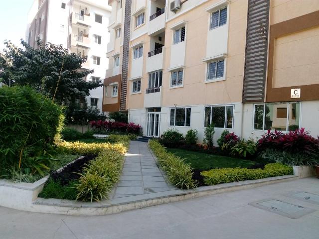 2 BHK Apartment in Kondapur for resale Hyderabad. The reference number is 19846716