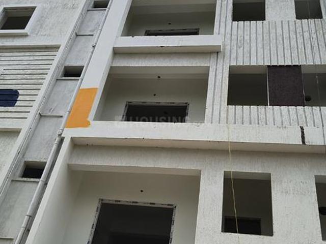 2 BHK Apartment in Kondapur for resale Hyderabad. The reference number is 20552760