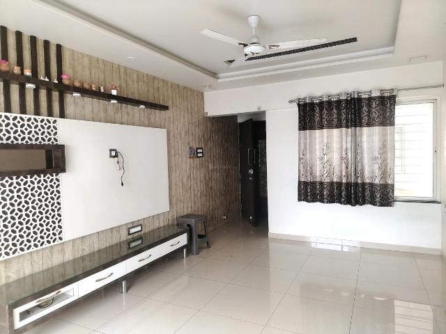 2 BHK Apartment in Kondhwa Budruk for rent Pune. The reference number is 20767006