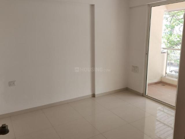 2 BHK Apartment in Kondhwa for resale Pune. The reference number is 19443542
