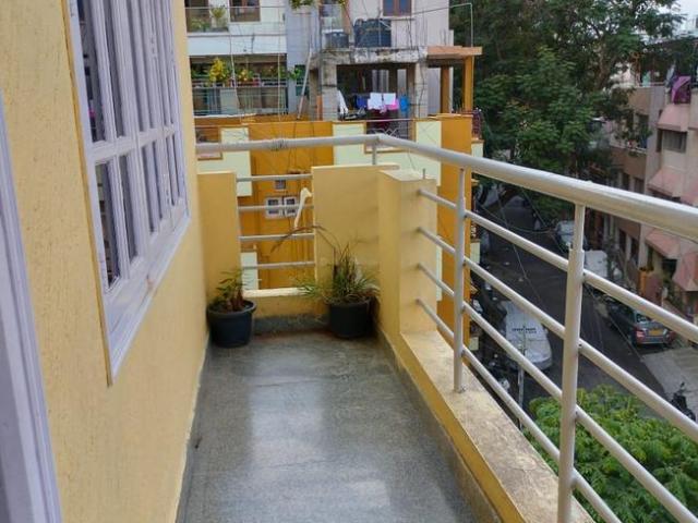 2 BHK Apartment in Koramangala for rent Bengaluru. The reference number is 10199170