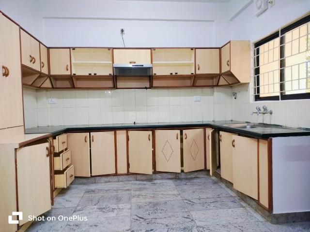 2 BHK Apartment in Koramangala for rent Bengaluru. The reference number is 20816426