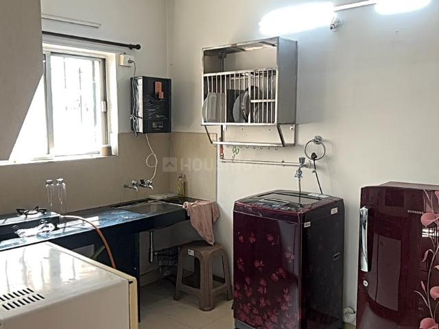 2 BHK Apartment in Koregaon Park for rent Pune. The reference number is 19343536