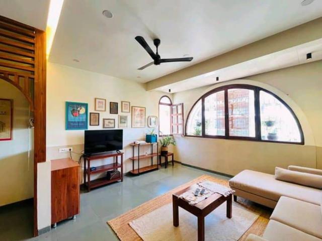 2 BHK Apartment in Koregaon Park for rent Pune. The reference number is 20877502