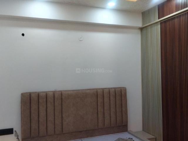2 BHK Apartment in Kaushambi for resale Ghaziabad. The reference number is 19861451