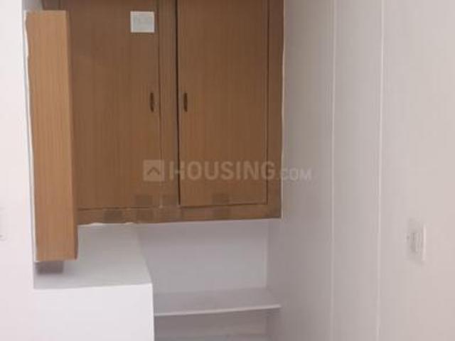 2 BHK Apartment in Kavadiguda for rent Hyderabad. The reference number is 20696161
