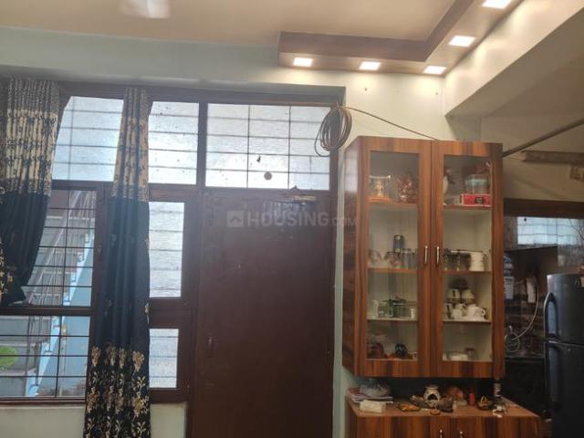 2 BHK Apartment in Kakadeo for rent Kanpur. The reference number is 14622126