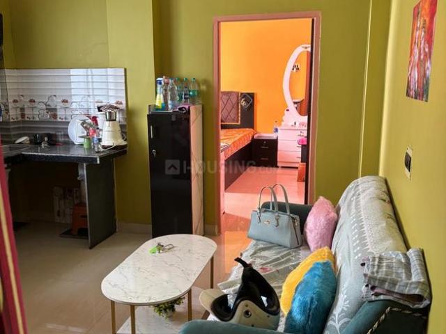 2 BHK Apartment in Kalighat for resale Kolkata. The reference number is 20633333