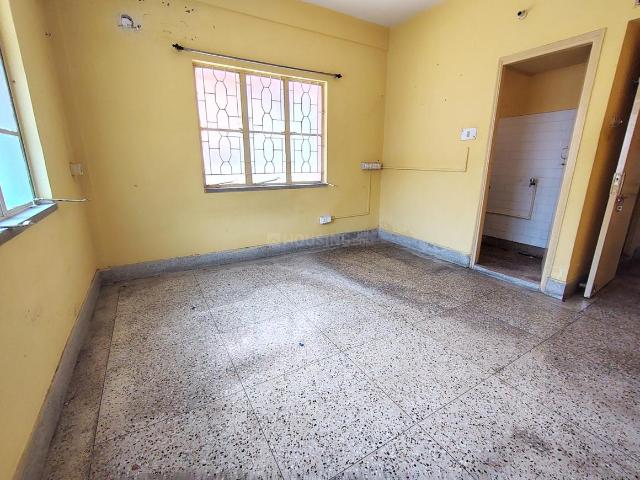 2 BHK Apartment in Kalikapur, EM Bypass for rent Kolkata. The reference number is 20365898
