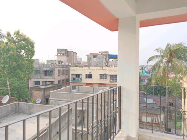 2 BHK Apartment in Kalikapur, EM Bypass for rent Kolkata. The reference number is 20756210