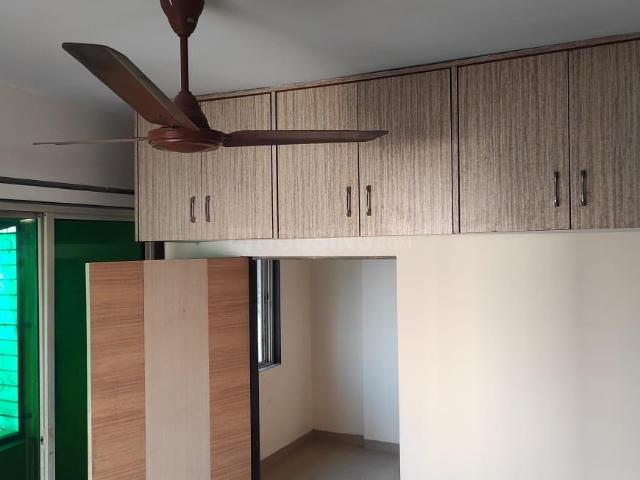 2 BHK Apartment in Kalpataru Nagar for rent Nashik. The reference number is 19913665