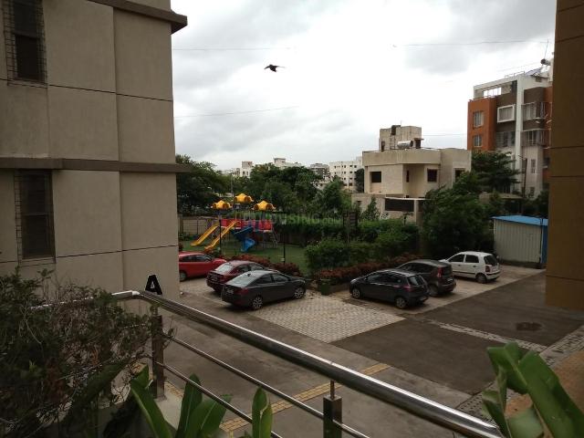 2 BHK Apartment in Kalpataru Nagar for rent Nashik. The reference number is 20379555