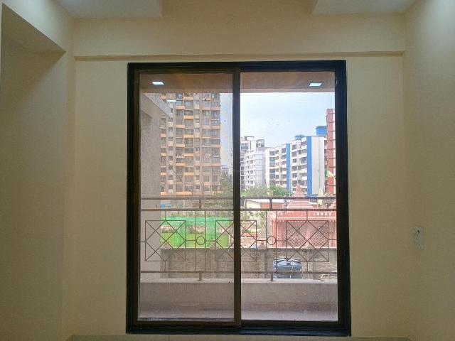 2 BHK Apartment in Kalyan East for resale Kalyan. The reference number is 12685398